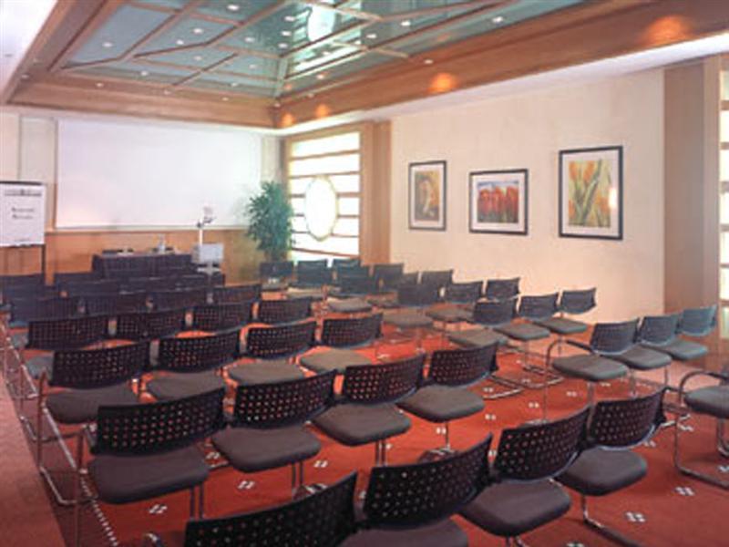 Nh Milano Machiavelli Hotel Ngoại thất bức ảnh