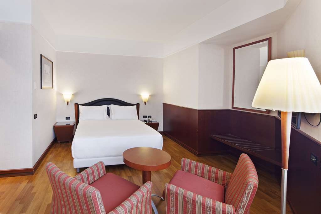 Nh Milano Machiavelli Hotel Phòng bức ảnh