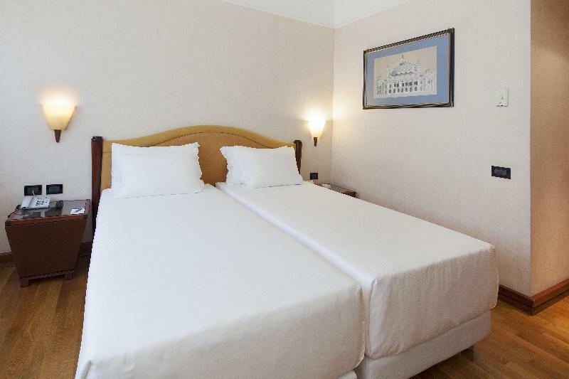 Nh Milano Machiavelli Hotel Ngoại thất bức ảnh